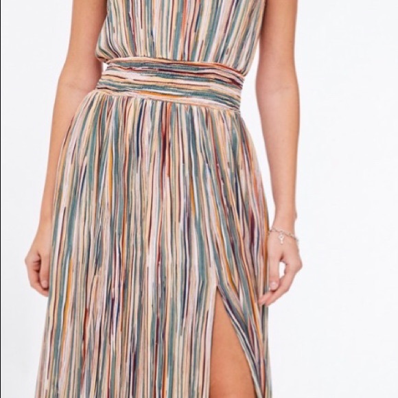 Green Multi Color Keyhole Halter Maxi Dress - Picture 4 of 4